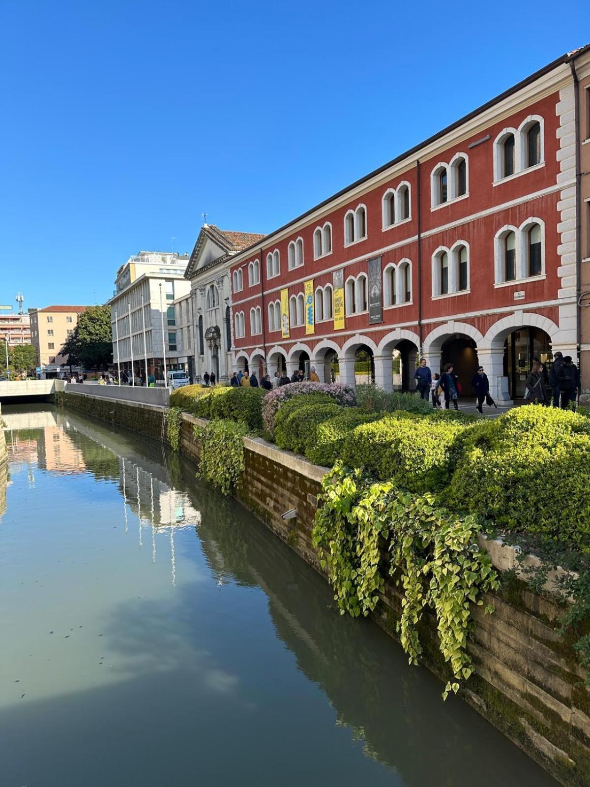Le Barche66 Venice Apartments เมสเตร ภายนอก รูปภาพ